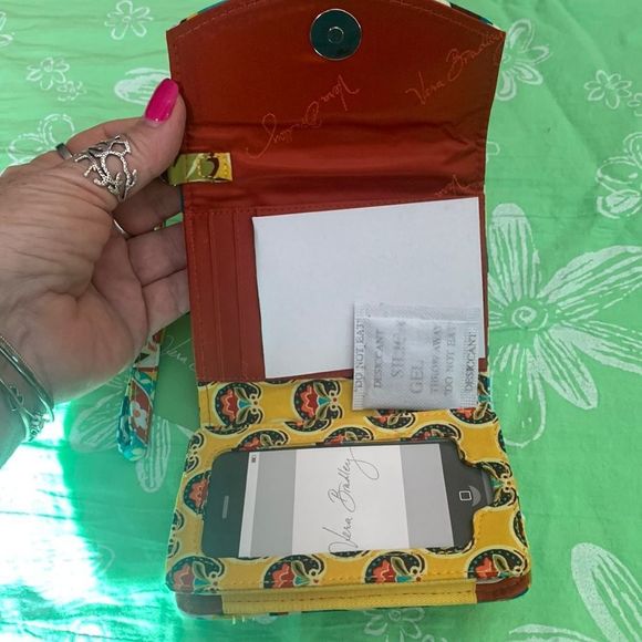 Vera Bradley  Super Smart Wristlet Wallet Retired Provençal - Picture 3 of 7